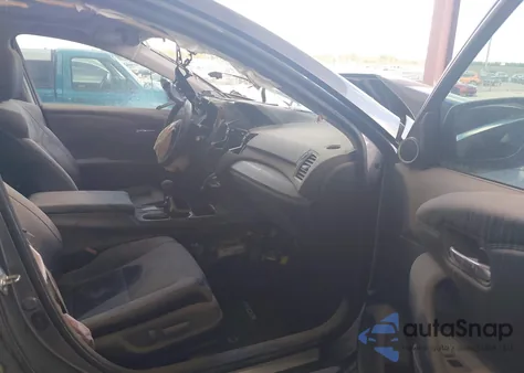 2018 Acura Rdx Advance Package z USA, uszkodzony, nr VIN 5J8TB3H72JL008659